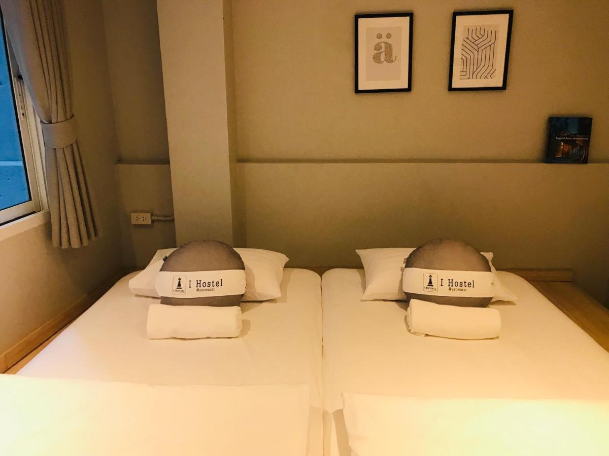 I Hostel @ China Town Банкок Екстериор снимка